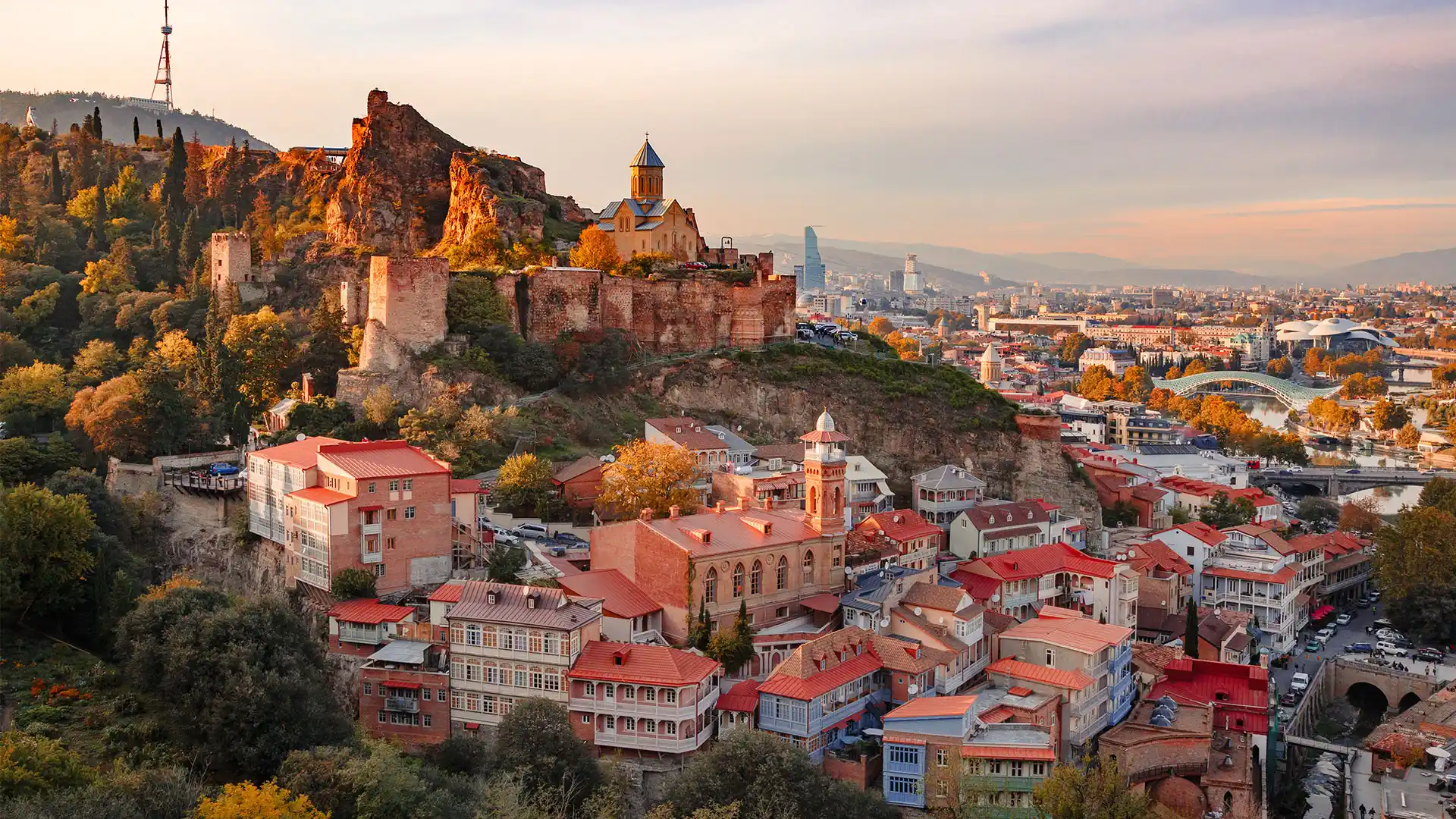Best time to visit Georgia - Mountains and old town views