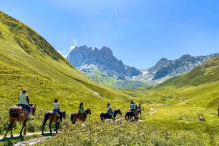 kazbegi horseback riding tour mount elia